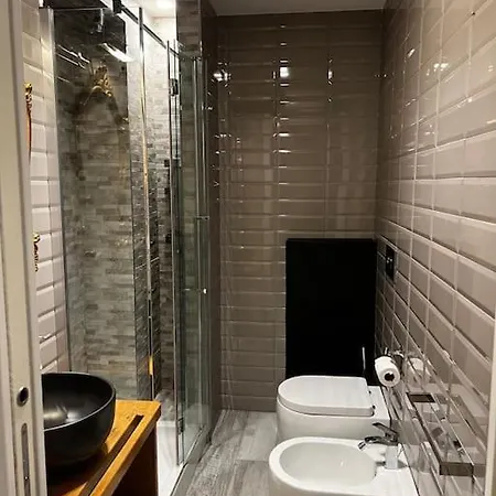 Modern Near The Vatican 罗马